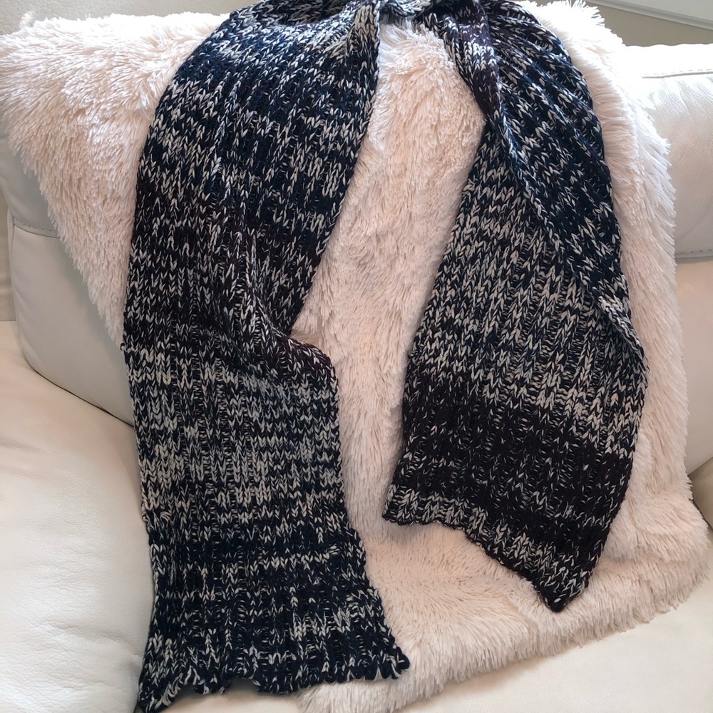 WILLIAM RAST JUSTIN TIMBERLAKE CHUNKY SCARF NWOT!